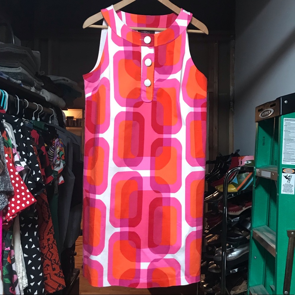 SOLD ELSEWHERE | Vintage Mod Dress — Like New!